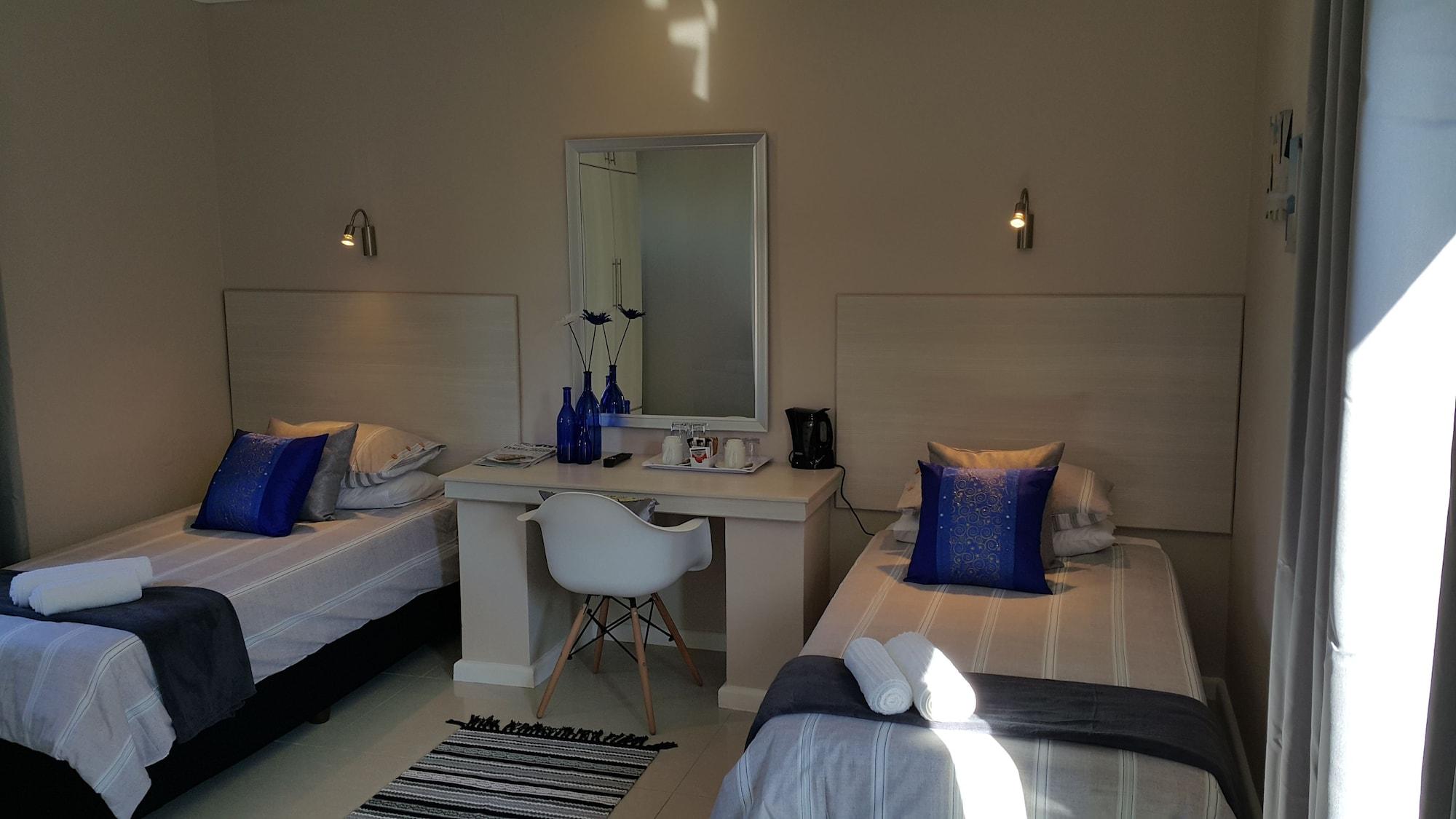 Le Blue Guesthouse Порт Елизабет Екстериор снимка