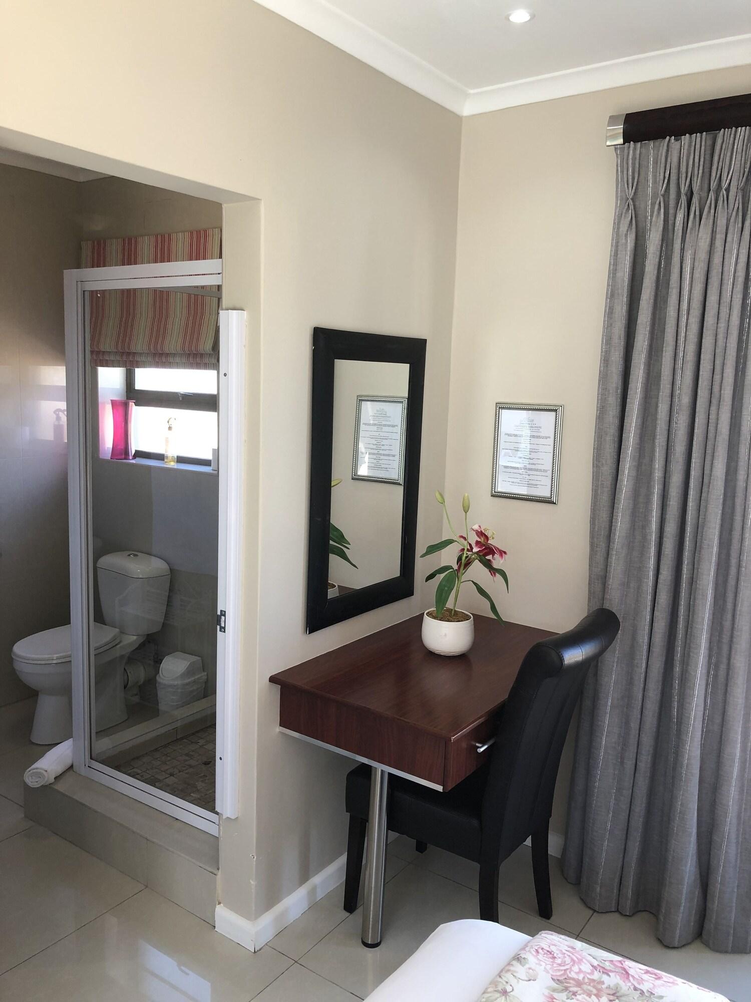 Le Blue Guesthouse Порт Елизабет Екстериор снимка