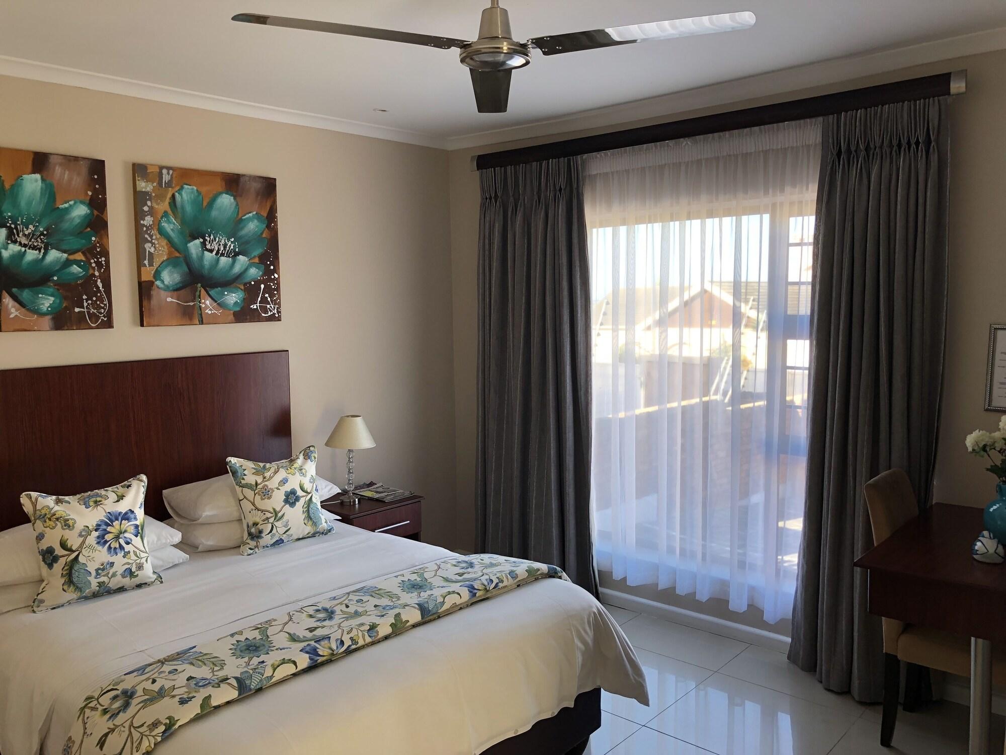 Le Blue Guesthouse Порт Елизабет Екстериор снимка